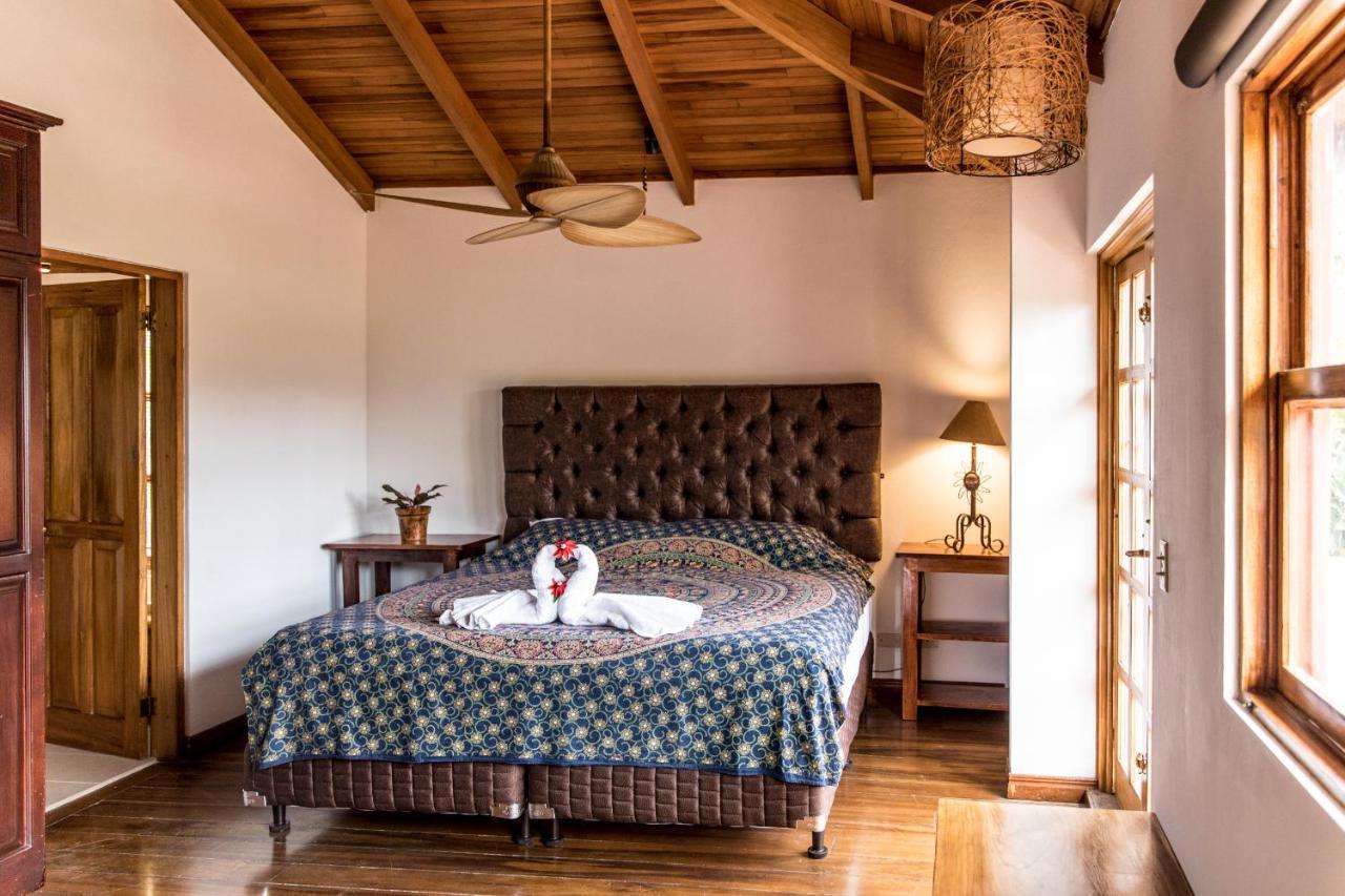 Luna Inn B&B Ciudad Cariari Zewnętrze zdjęcie
