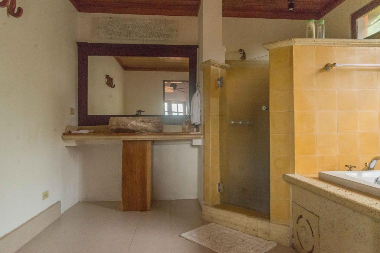 Luna Inn B&B Ciudad Cariari Zewnętrze zdjęcie