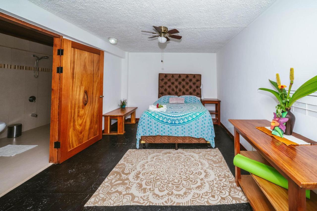 Luna Inn B&B Ciudad Cariari Zewnętrze zdjęcie